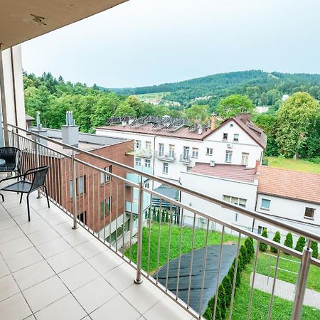 Apartamenty Sun & Snow Zielony Zdroj 크리니차 즈드로이 외부 사진