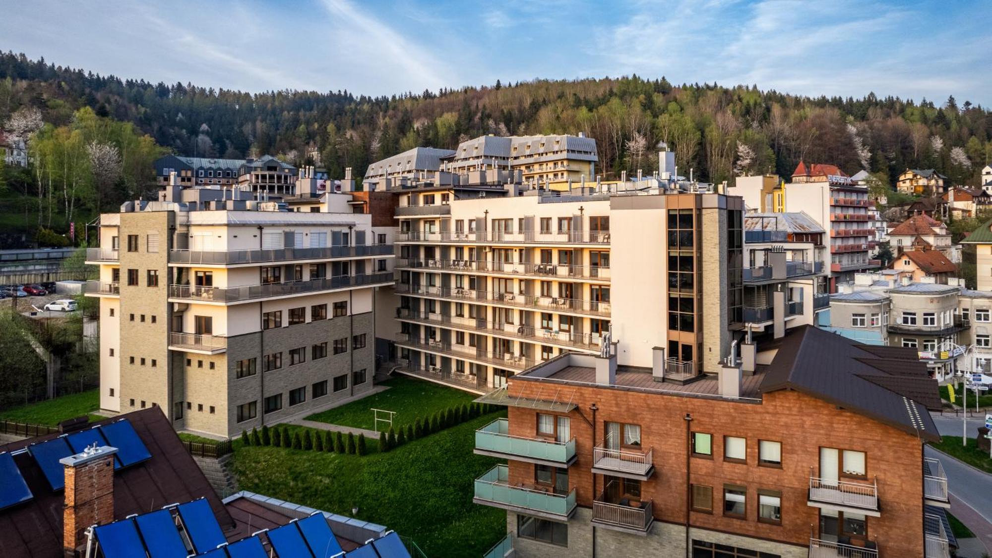 Apartamenty Sun & Snow Zielony Zdroj 크리니차 즈드로이 외부 사진